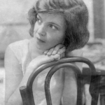 Людмила Яковлевна Кикина. Свердловск, 1932. 