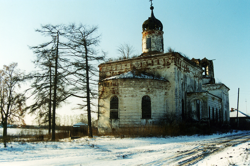 Покровская церковь. Верякуши (30.11.2002)