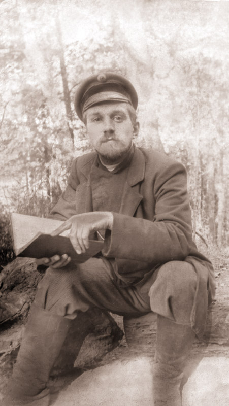 Яков Яковлевич Ходаков за работой, 1905г